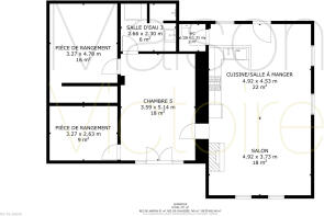 v3079 A garden floor