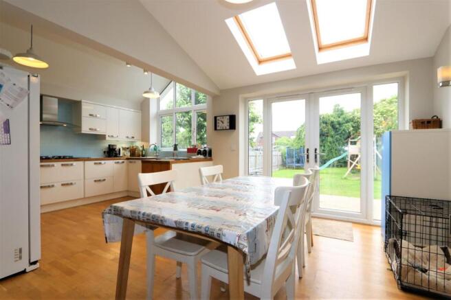 LIVING / KITCHEN / DINER