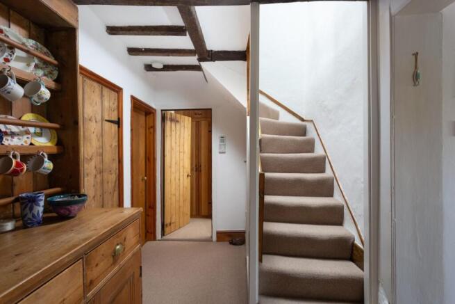 4 bed House for sale Image 8