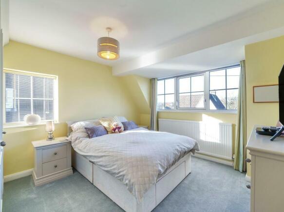 bedroom 2.jpeg