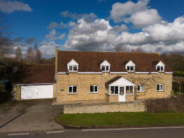 Chestnut House, Wixford Road, Bidford-on-avon B50 4LQ