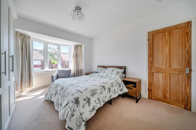 4 bed Semi-Detached for sale Image 9