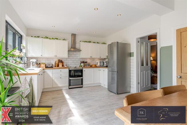Kitchen Family Room.