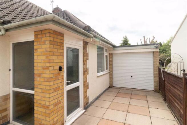SINGLE GARAGE
