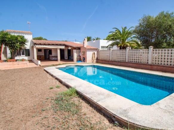 Country house with pool in Trebalúger