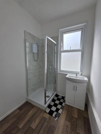 manor Road shower .jpg