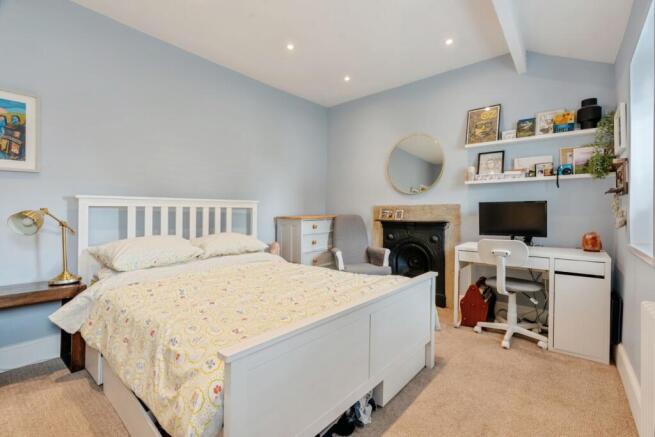 2 bed Terraced for sale Image 10