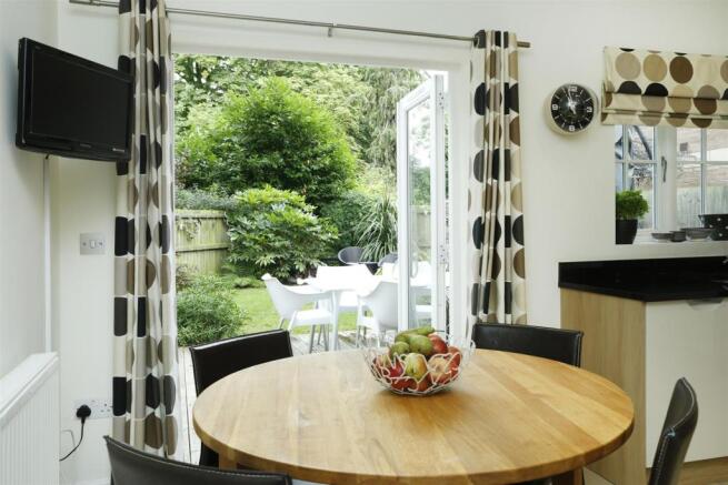 FRENCH DOORS