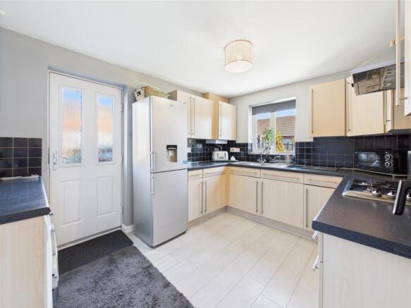Kitchen: