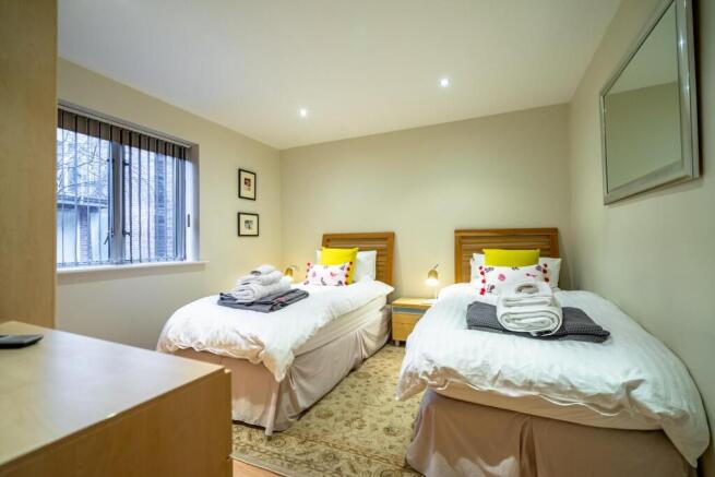 2 bed Apartment for sale Image 10