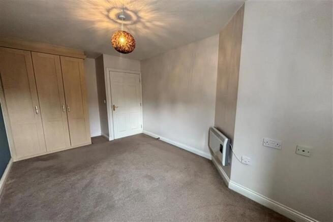 1 bed Flat for sale Image 7