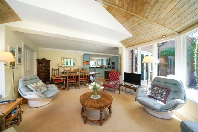 House in North Hertfordshire, Porter's End, Kimpton - More