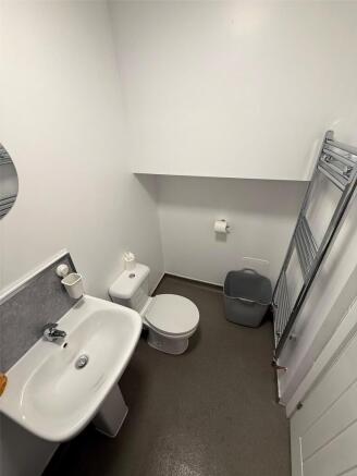1 bed Not Specified to rent Image 9