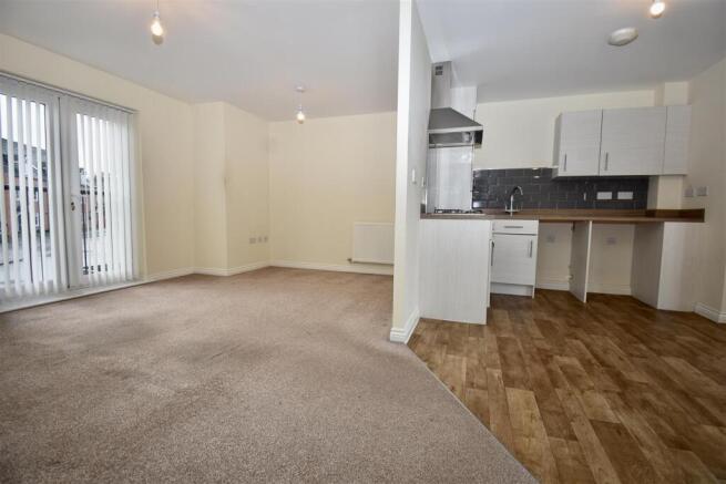 2 bed Town House for sale Image 5