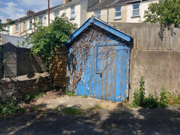Clovelly Road Rear.jpg