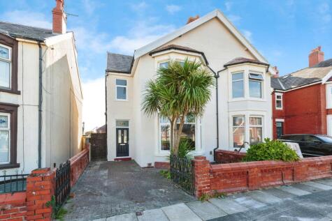 Warbreck Drive, Blackpool, Lancashire, FY2