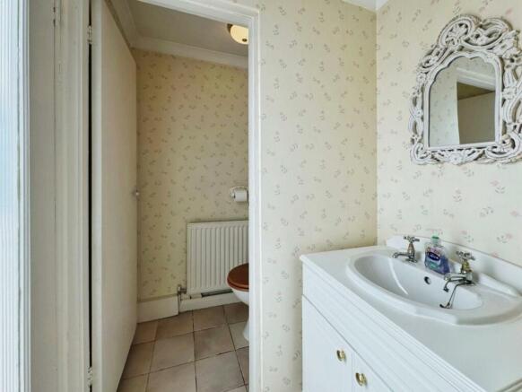 3bd7f4e4-Downstairs 20WC.jpg