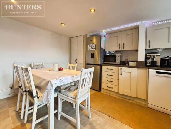 3 bed Terraced for sale Image 4