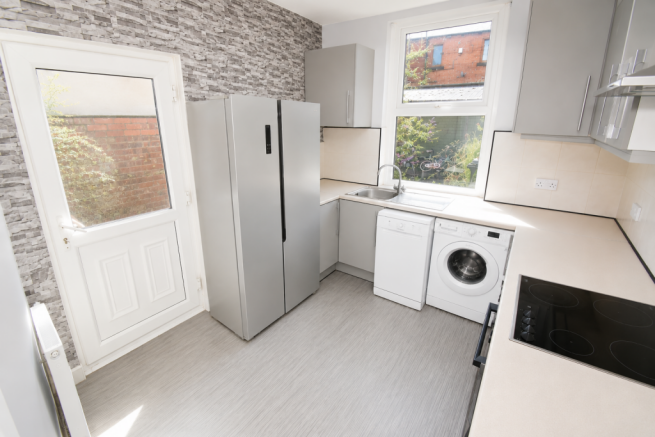 4 bed Terraced to rent Image 9