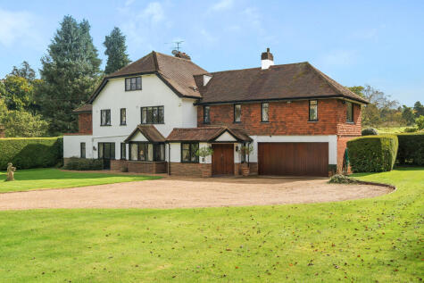 Guildford Road, Effingham, KT24