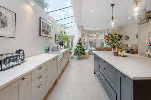 174, Weir Road, London SW12 0NP