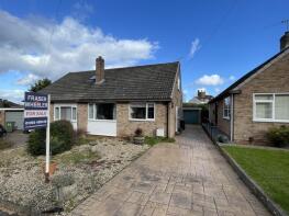 25, Myrtle Close, Exeter EX2 8UX