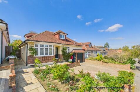 Ferndale Avenue, Chertsey, Surrey, KT16
