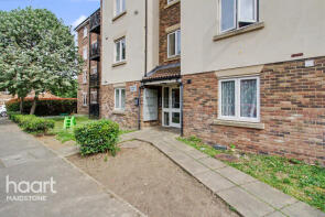 32, Stanhope House, Rockwell Court, Maidstone ME15 6FP