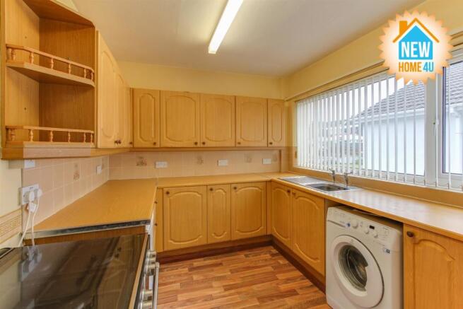 KITCHEN: