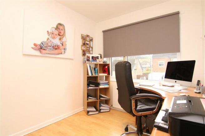 Bedroom 5/Office