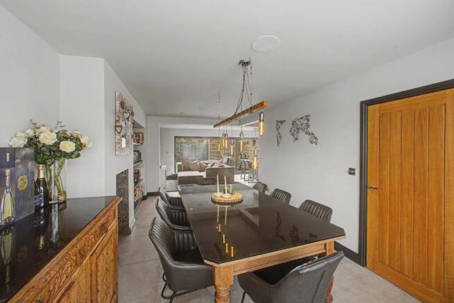 Heath Road, Timperley, Altrincham photo 4