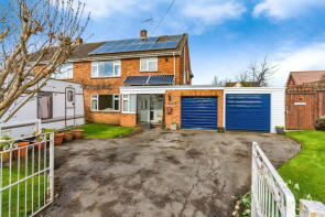 White Gates, Stoke Road, Stoke Orchard, Cheltenham GL52 7RY
