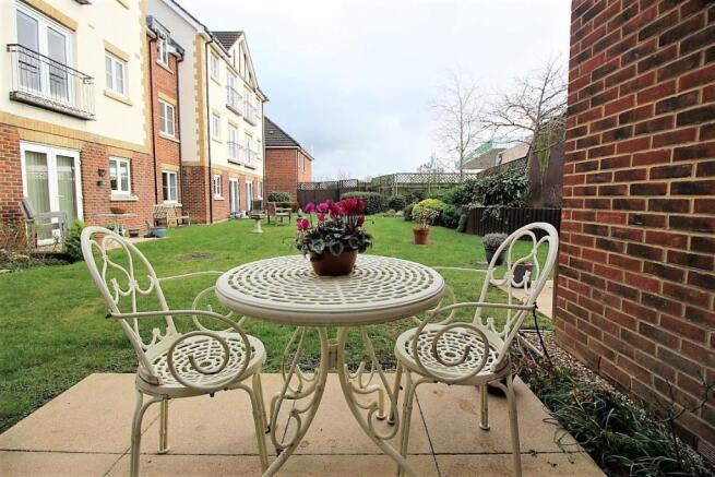 Patio Area & Communal Gardens