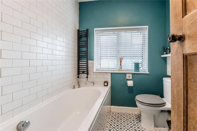 3 bed Semi-Detached for sale Image 6