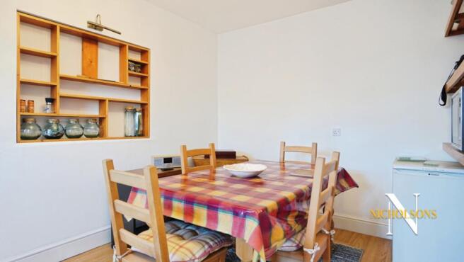 3 bed Semi-Detached for sale Image 5