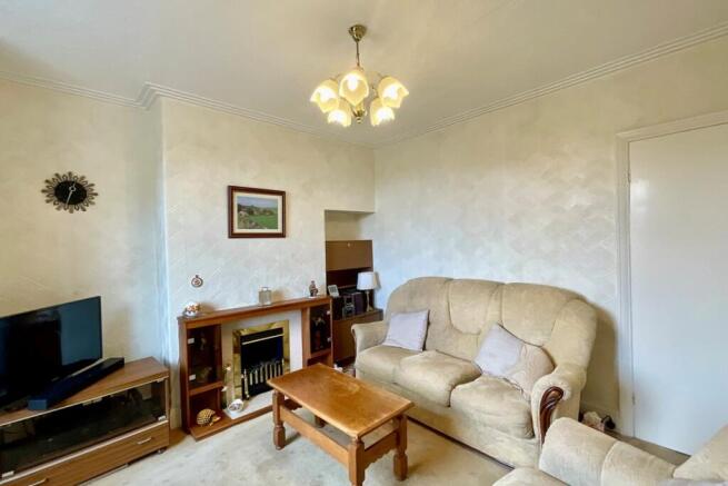 3 bed Semi-Detached for sale Image 5