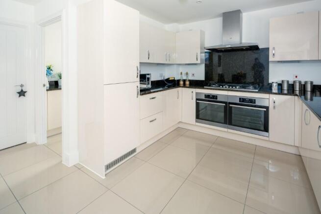 Kitchen/Diner/Bkfst