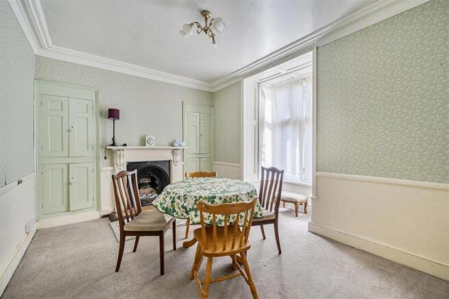 Dining Room.jpg