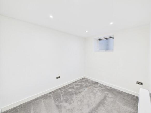 CAM03519G0-PR0417...