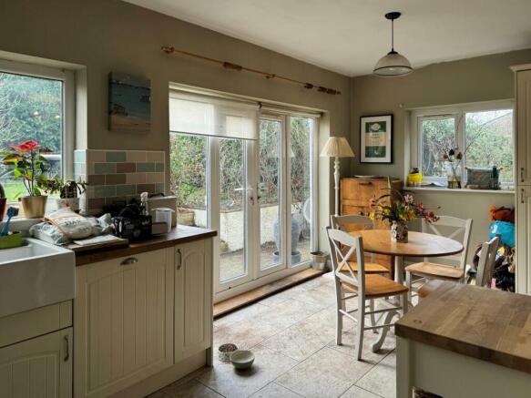Kitchen/Breakfast