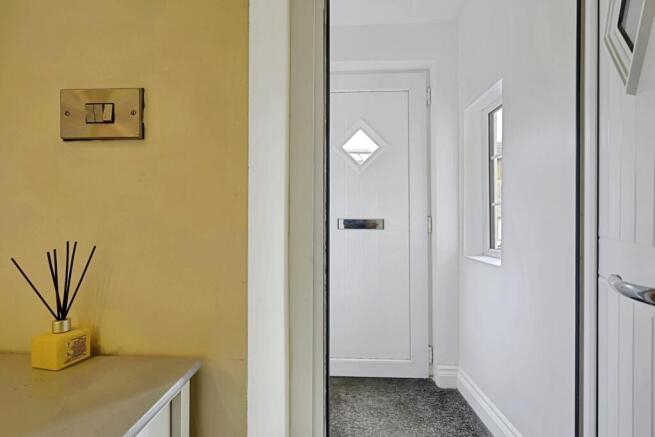 2 bed Terraced for sale Image 4