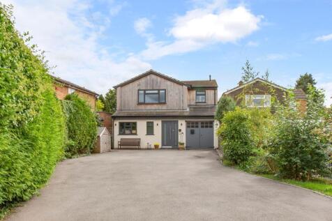 Wykeham Way, Haddenham, HP17