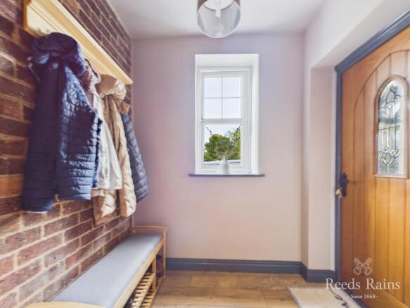 3 bed Semi-Detached for sale Image 5