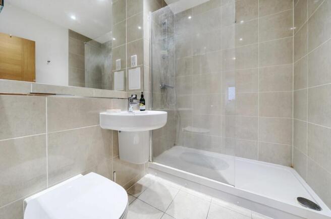 En-suite bathroom