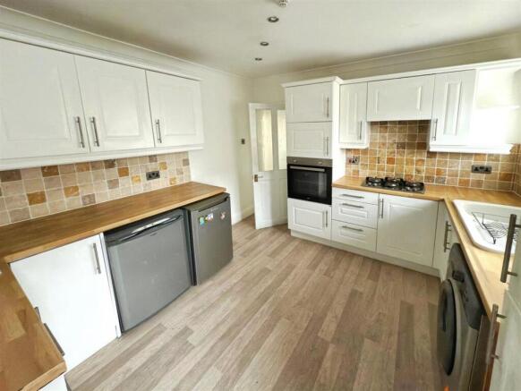 1ec8409f-Kitchen 20Area.jpg