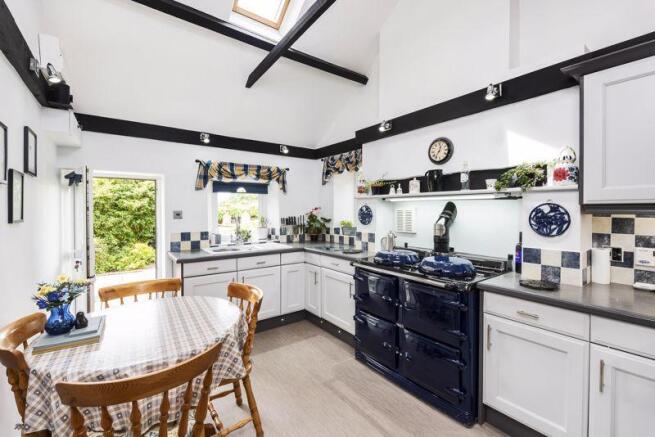 Kitchen / Brea...