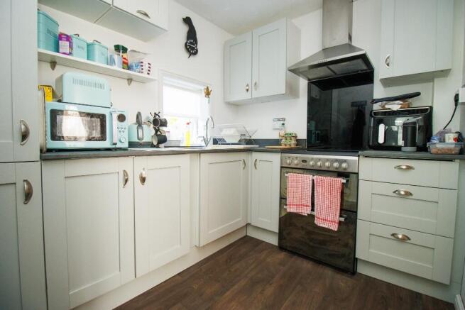 2 bed Cottage for sale Image 5