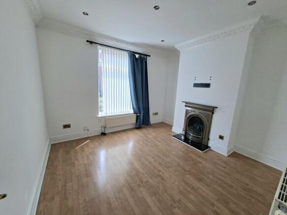 GROUND FLOOR BEDROOM