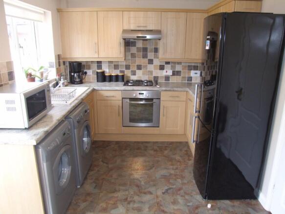 Kitchen/dining