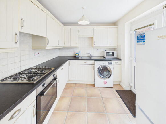 3 bed Semi-Detached Bungalow for sale Image 6